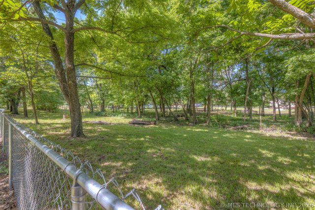 33256 E 164th Street S, Coweta, OK 74429