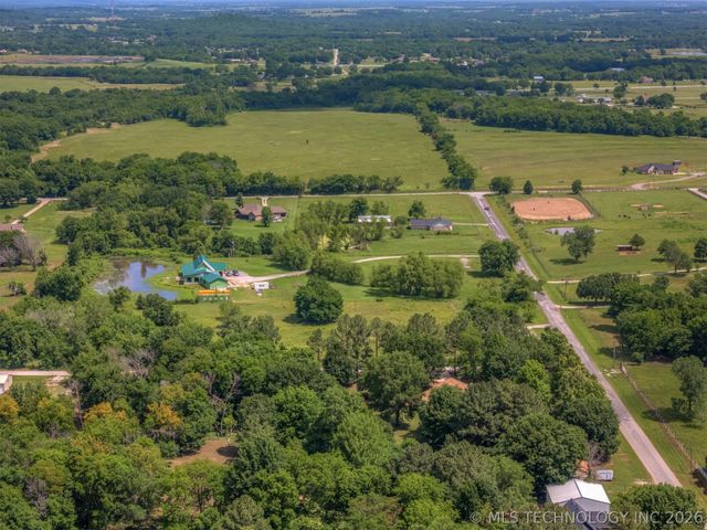 33256 E 164th Street S, Coweta, OK 74429