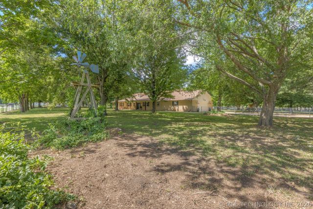 33256 E 164th Street S, Coweta, OK 74429