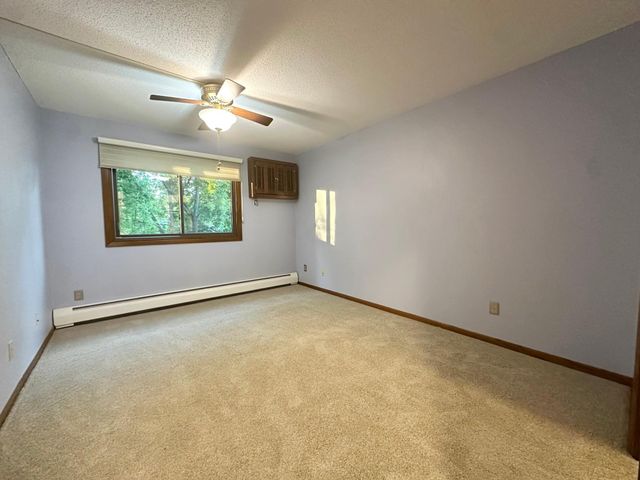 999 41st Avenue NE 212, Columbia Heights, MN 55421