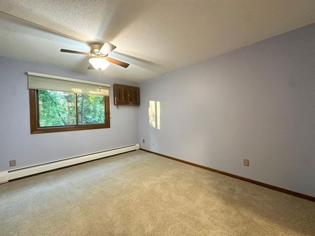 999 41st Avenue NE 212, Columbia Heights, MN 55421