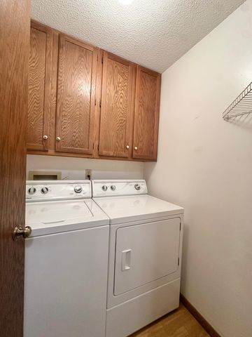 999 41st Avenue NE 212, Columbia Heights, MN 55421