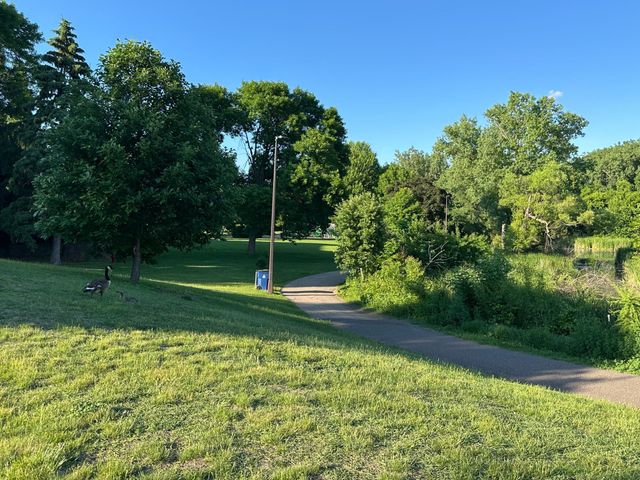 999 41st Avenue NE 212, Columbia Heights, MN 55421