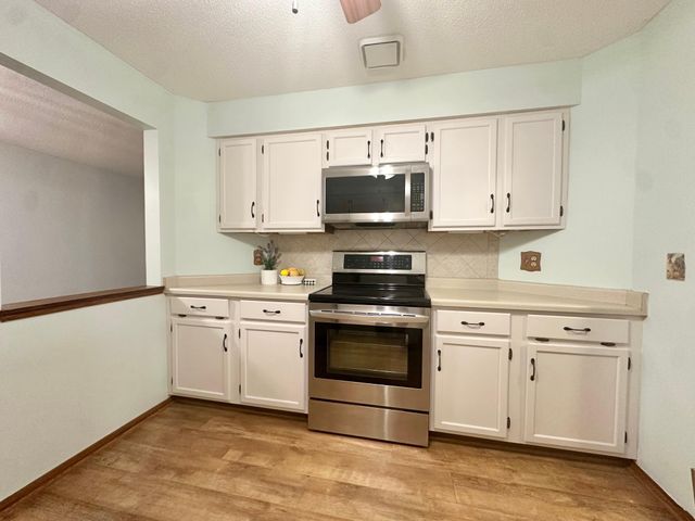 999 41st Avenue NE 212, Columbia Heights, MN 55421