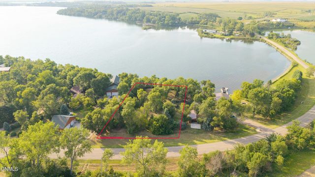 531 E Lake County Road, Spiritwood Lake, ND 58401 property photo