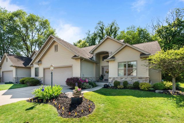 58561 Baugo Cove Drive, Elkhart, IN 46517