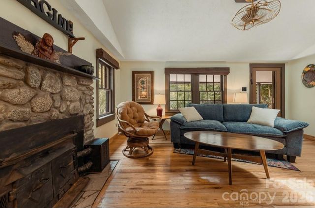 168 Avondale Road, Asheville, NC 28803
