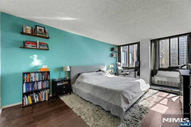 300 Winston Drive 920, Cliffside Park, NJ 07010