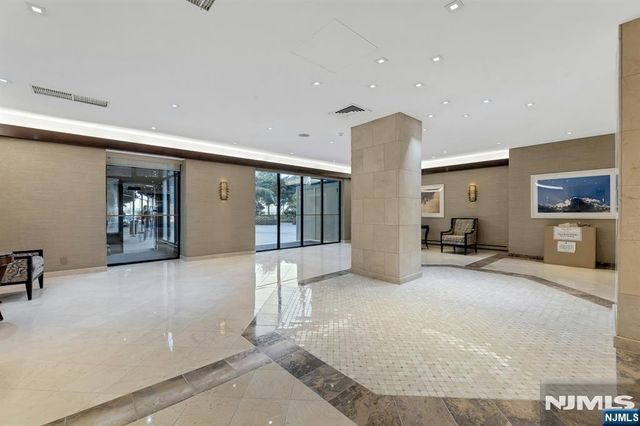 300 Winston Drive 920, Cliffside Park, NJ 07010
