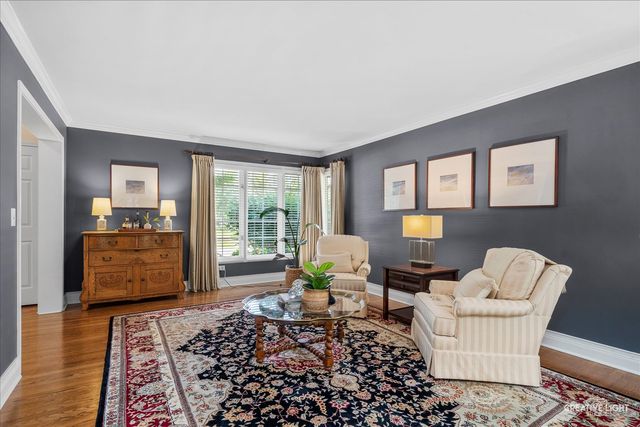 2124 University Drive, Naperville, IL 60565
