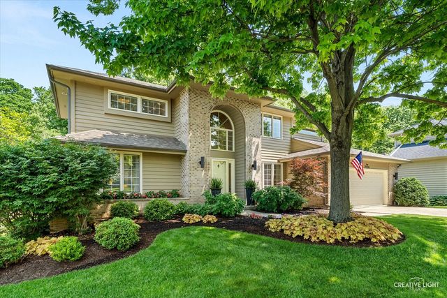 2124 University Drive, Naperville, IL 60565