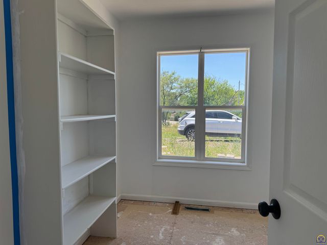 13450 S Topeka AVE, Carbondale, KS 66414