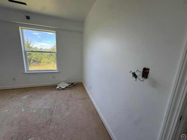 13450 S Topeka AVE, Carbondale, KS 66414