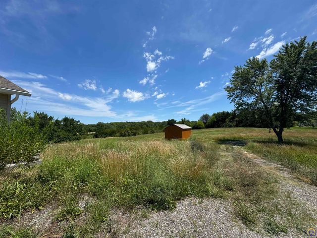 13450 S Topeka AVE, Carbondale, KS 66414