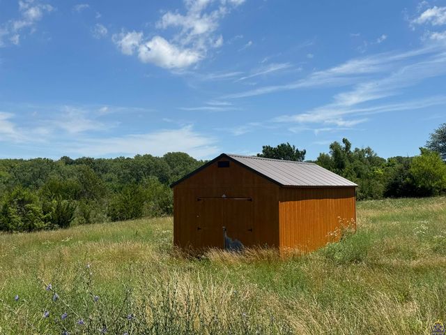 13450 S Topeka AVE, Carbondale, KS 66414