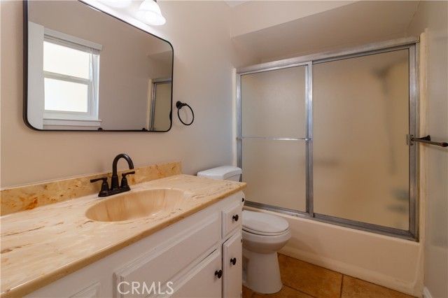 4808 Stancliff Court, Bakersfield, CA 93307