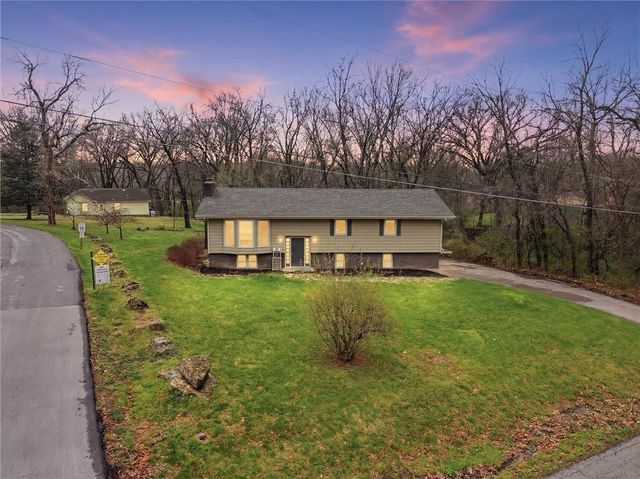 3601 56th Street, Kansas City, MO 64151