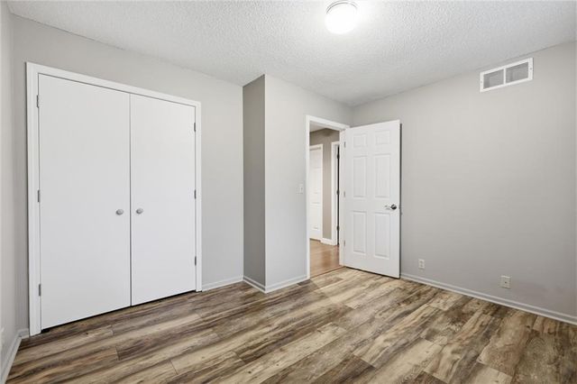 3601 56th Street, Kansas City, MO 64151