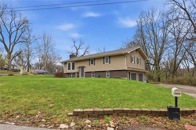 3601 56th Street, Kansas City, MO 64151