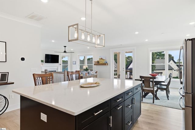 528 Coolwater Drive, Taylors, SC 29687