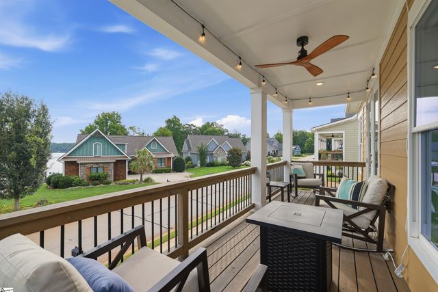 528 Coolwater Drive, Taylors, SC 29687