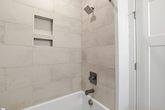 528 Coolwater Drive, Taylors, SC 29687