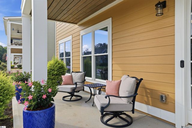 528 Coolwater Drive, Taylors, SC 29687