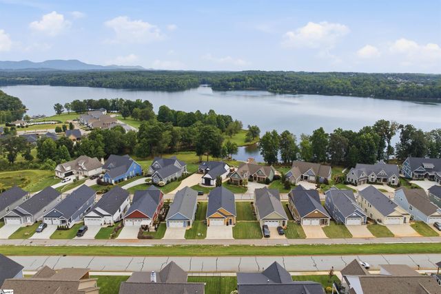 528 Coolwater Drive, Taylors, SC 29687