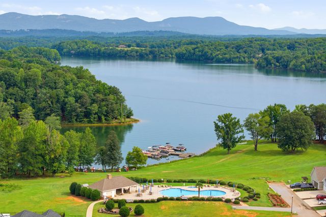 528 Coolwater Drive, Taylors, SC 29687