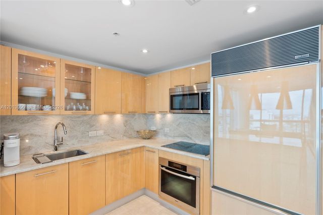 6899 Collins Ave 1604, Miami Beach, FL 33141