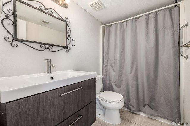 1679 Robb Street, Lakewood, CO 80215