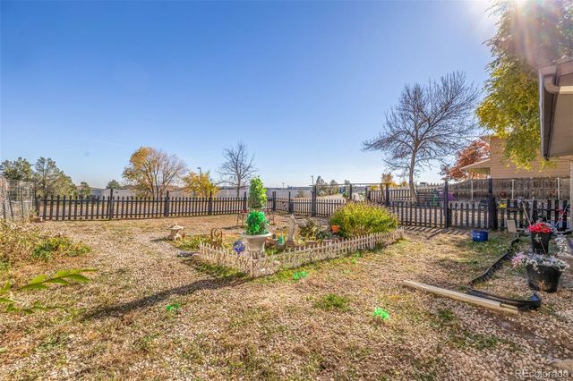 1679 Robb Street, Lakewood, CO 80215