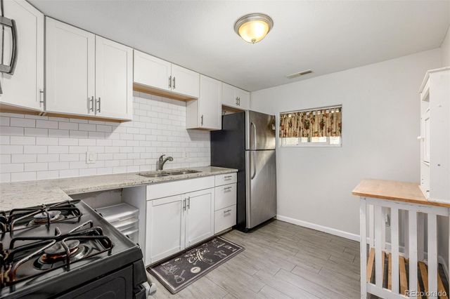 1679 Robb Street, Lakewood, CO 80215