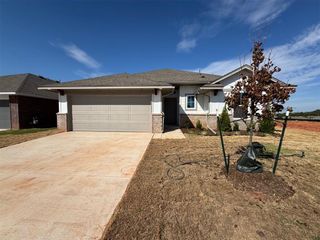 10733 Painted Turtle Way, Midwest City, OK 73130