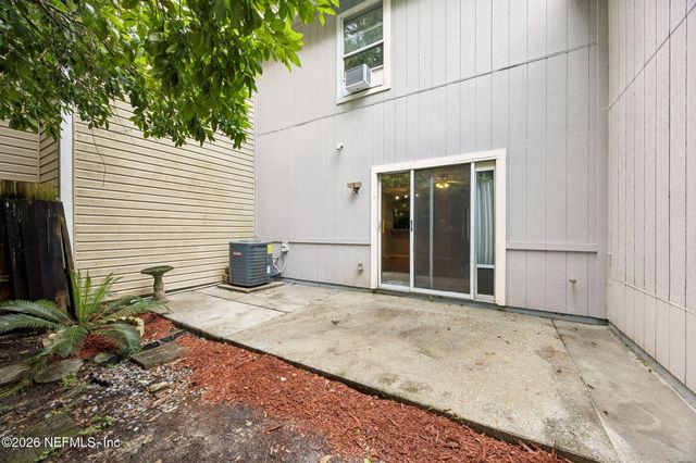 3541 RAIN FOREST Drive W, Jacksonville, FL 32277