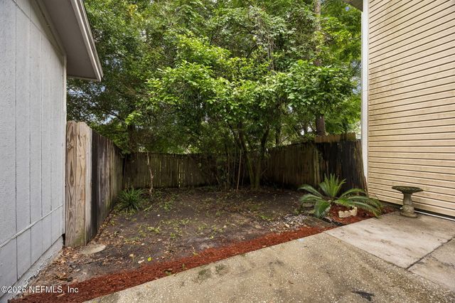 3541 RAIN FOREST Drive W, Jacksonville, FL 32277