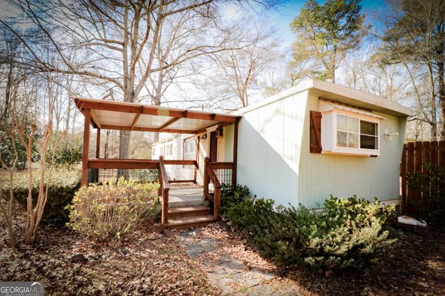 2447 Williamson Road, Williamson, GA 30292