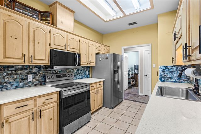 15225 Barataria Dr, Corpus Christi, TX 78418