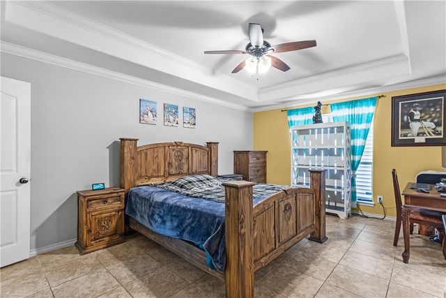 15225 Barataria Dr, Corpus Christi, TX 78418