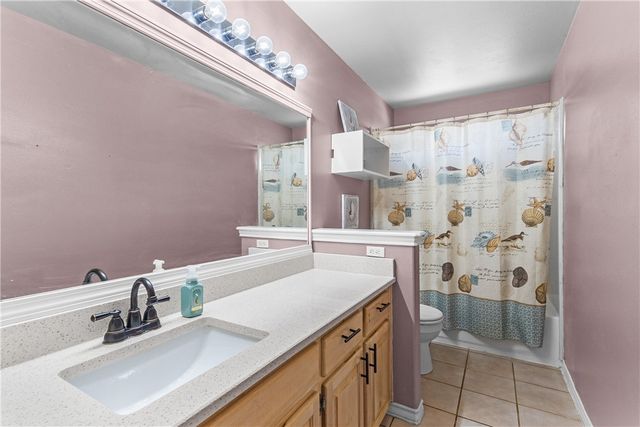 15225 Barataria Dr, Corpus Christi, TX 78418
