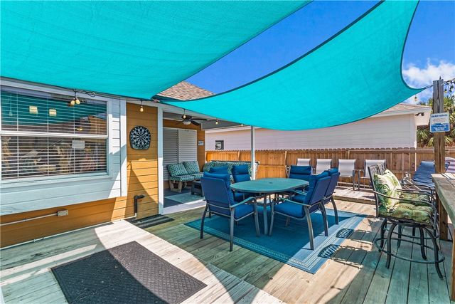 15225 Barataria Dr, Corpus Christi, TX 78418