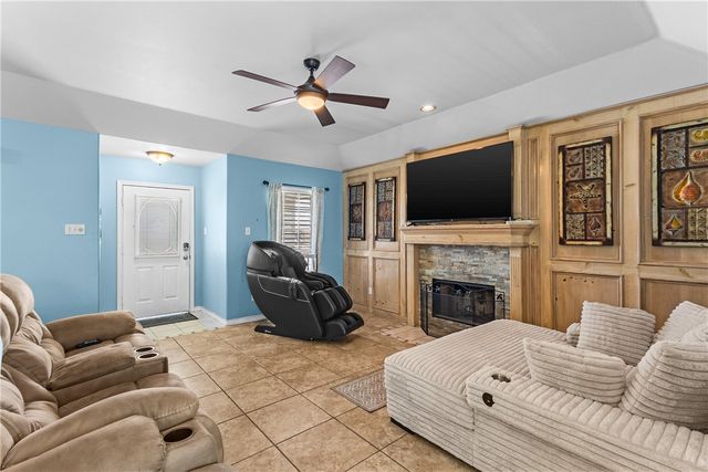 15225 Barataria Dr, Corpus Christi, TX 78418