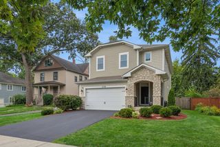 1110 Chestnut Street, Deerfield, IL 60015