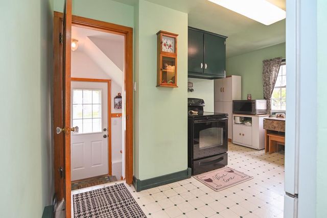 1036 THRUSH STREET, Green Bay, WI 54303