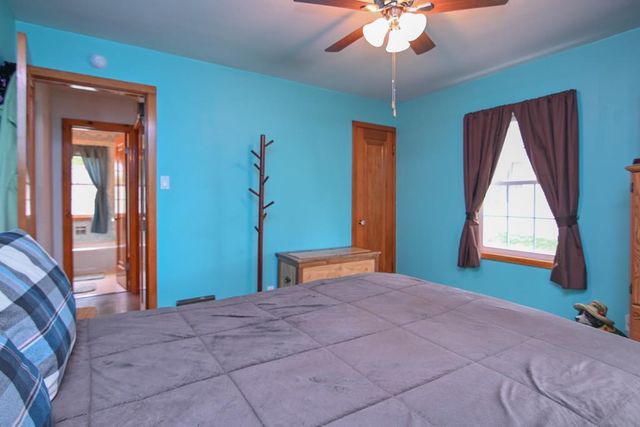 1036 THRUSH STREET, Green Bay, WI 54303