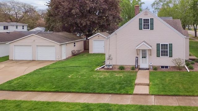 1036 THRUSH STREET, Green Bay, WI 54303