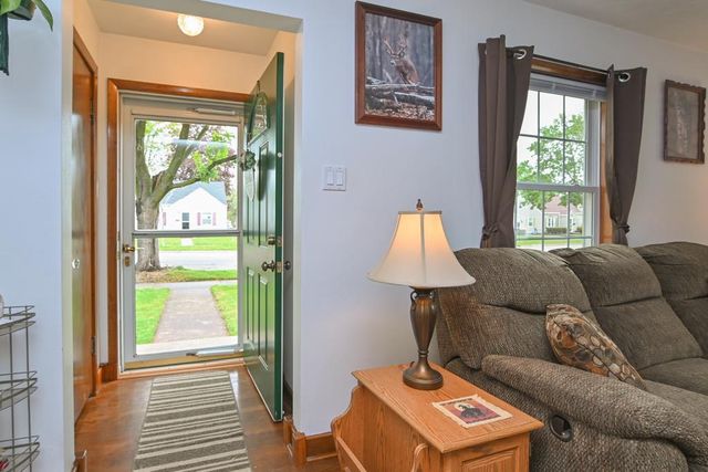 1036 THRUSH STREET, Green Bay, WI 54303