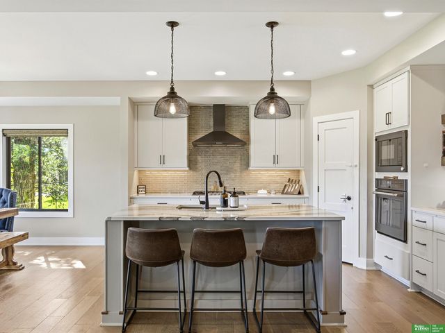 13406 Spencer Circle, Bellevue, NE 68123