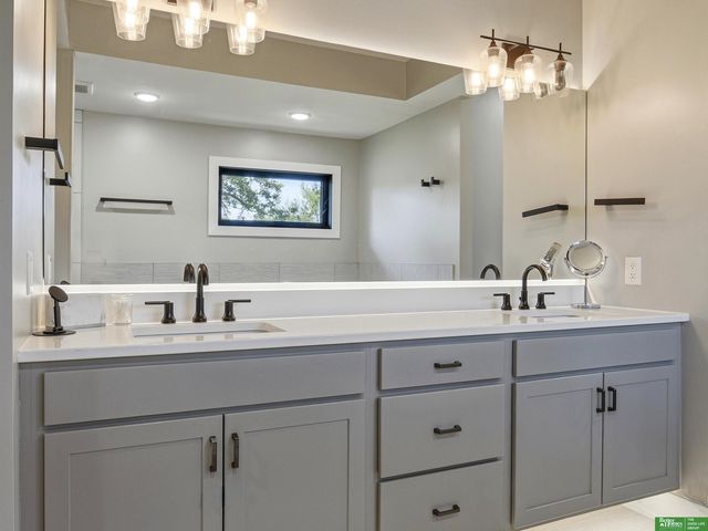 13406 Spencer Circle, Bellevue, NE 68123