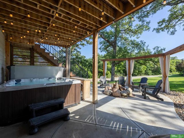 13406 Spencer Circle, Bellevue, NE 68123